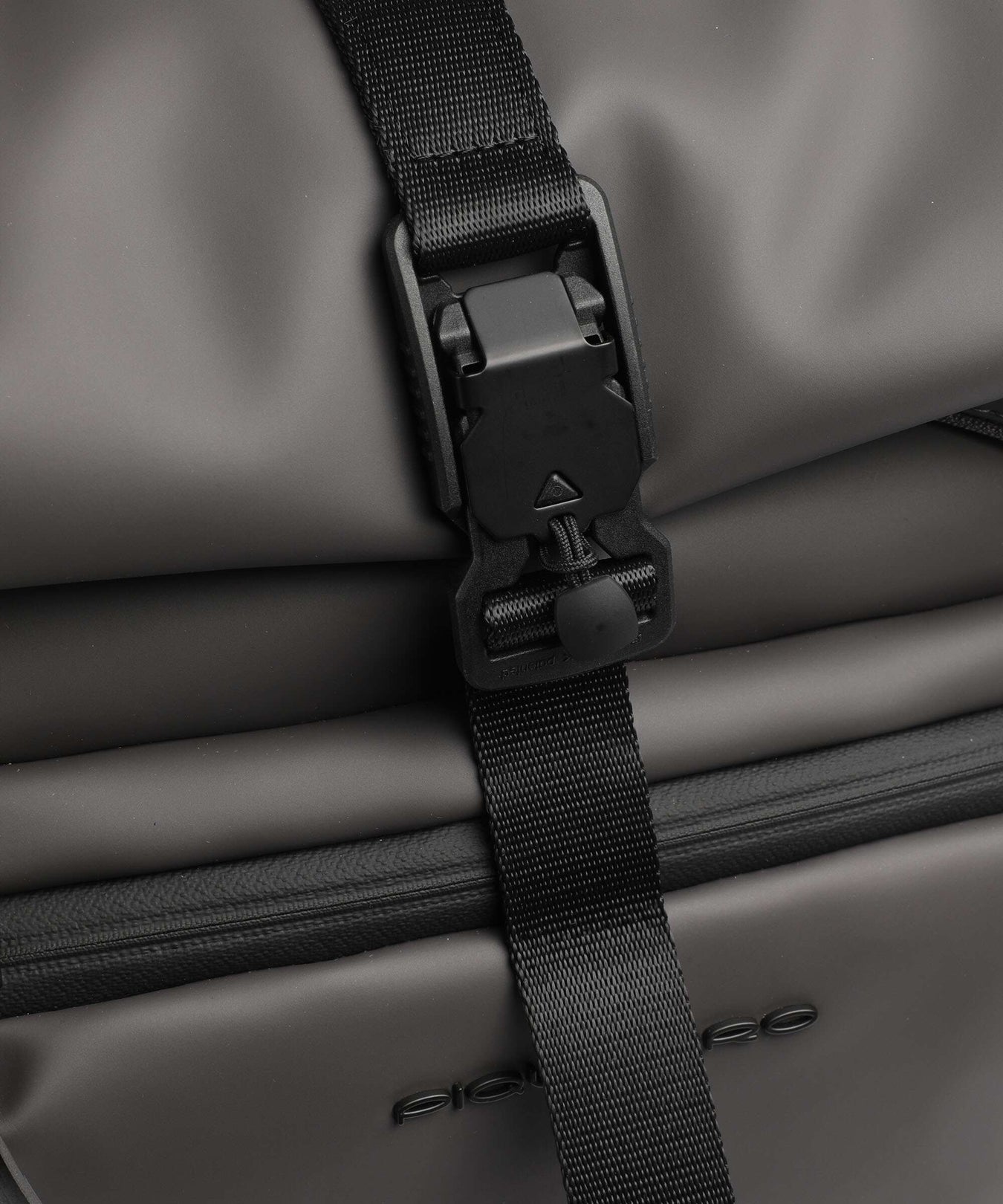 Piquadro Corner 2.0 Rolltop backpack grigio