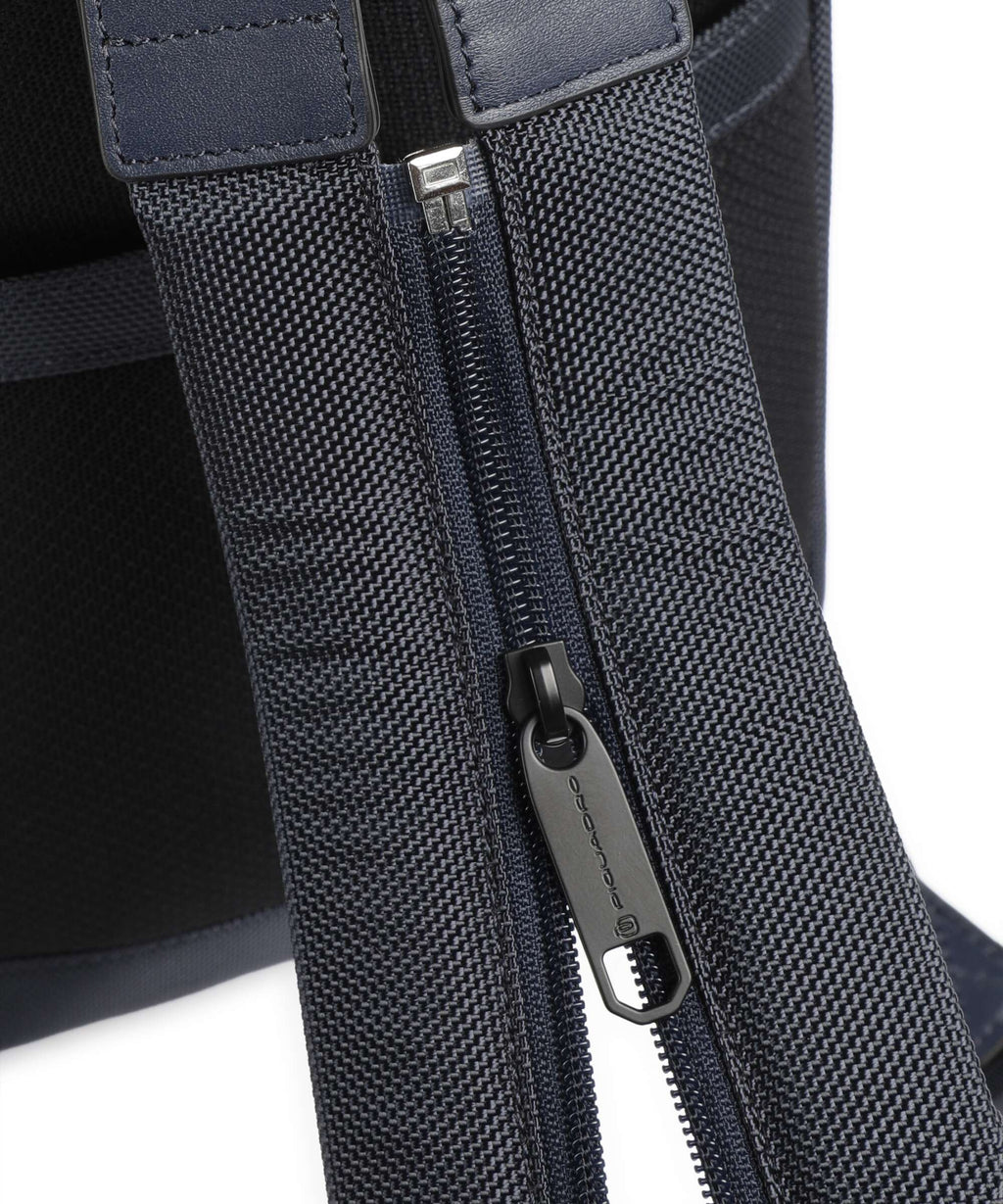 Piquadro Lyss Sling bag blue