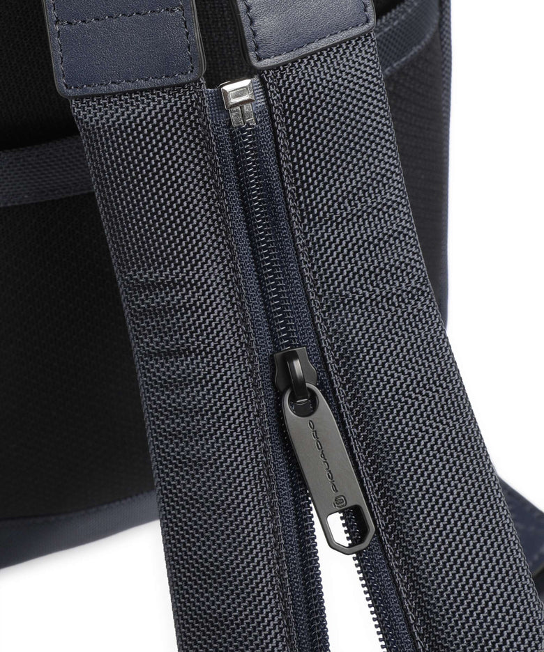 Piquadro Lyss Sling bag blue