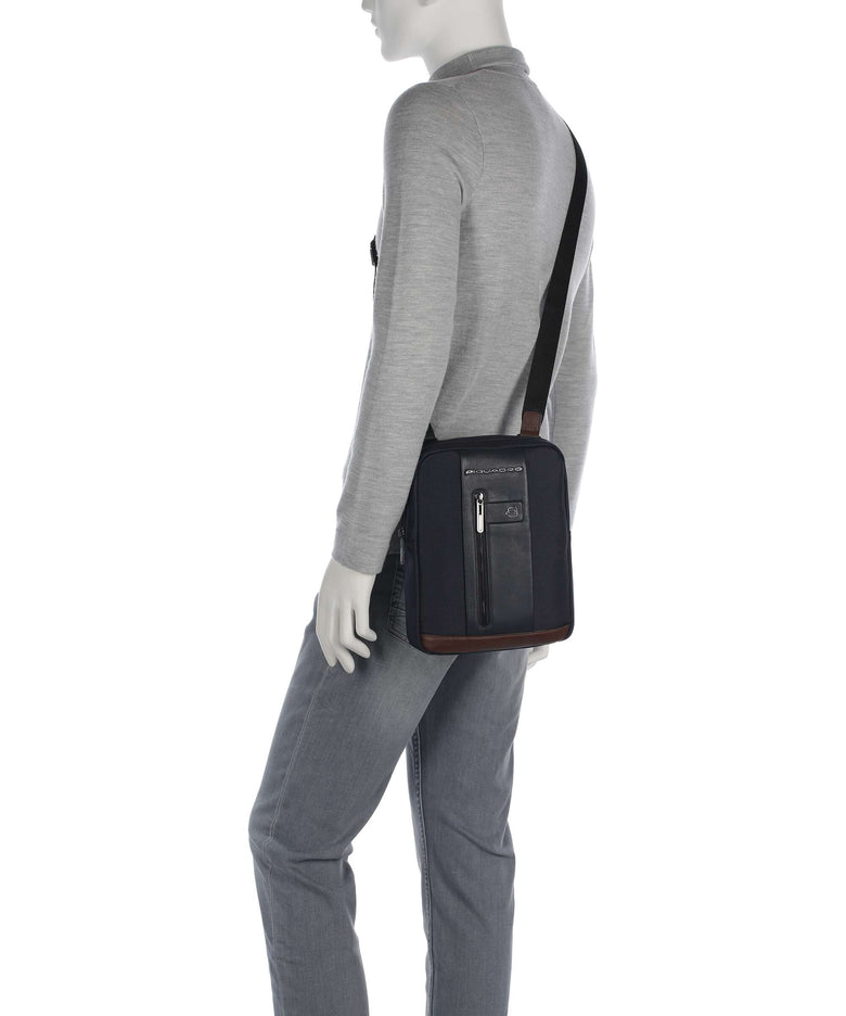 Piquadro Brief 2 Crossbody bag blue/cognac