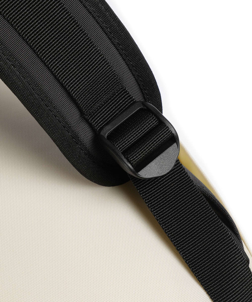 Topo Designs Light Backpack bone white