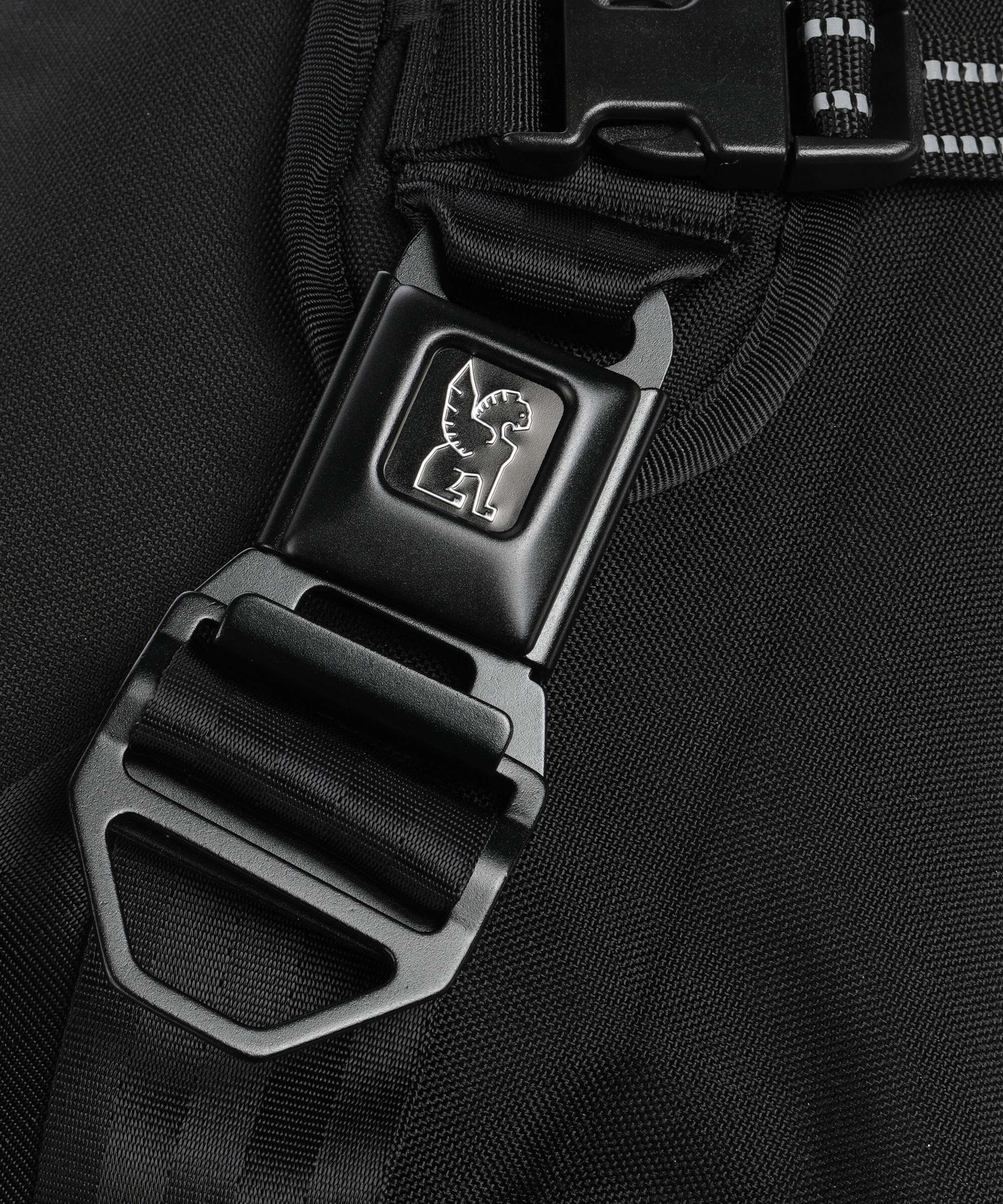 Chrome Citizen Messenger bag black