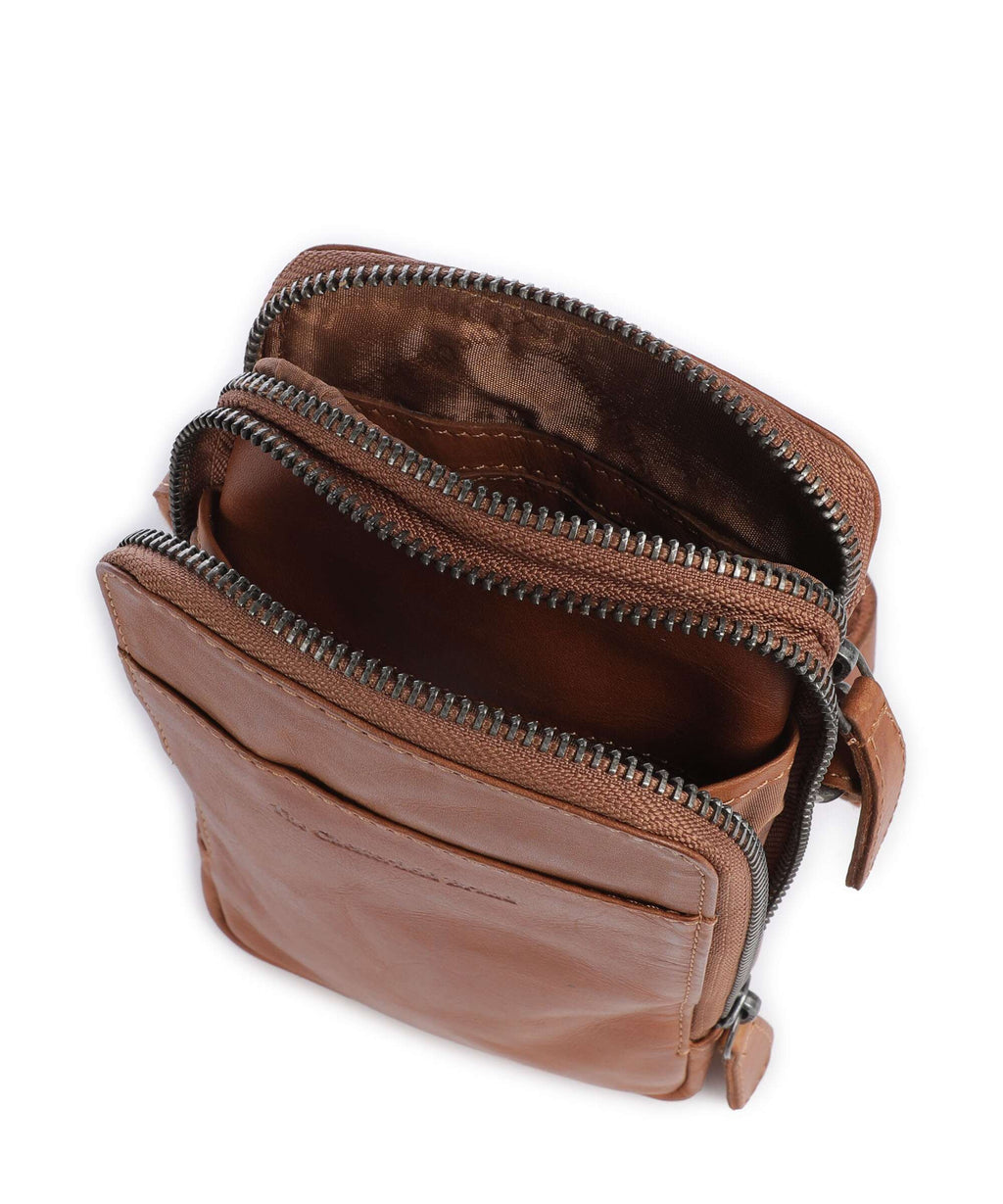 The Chesterfield Brand Cow Wax Pull Up Alesund Phone bag cognac