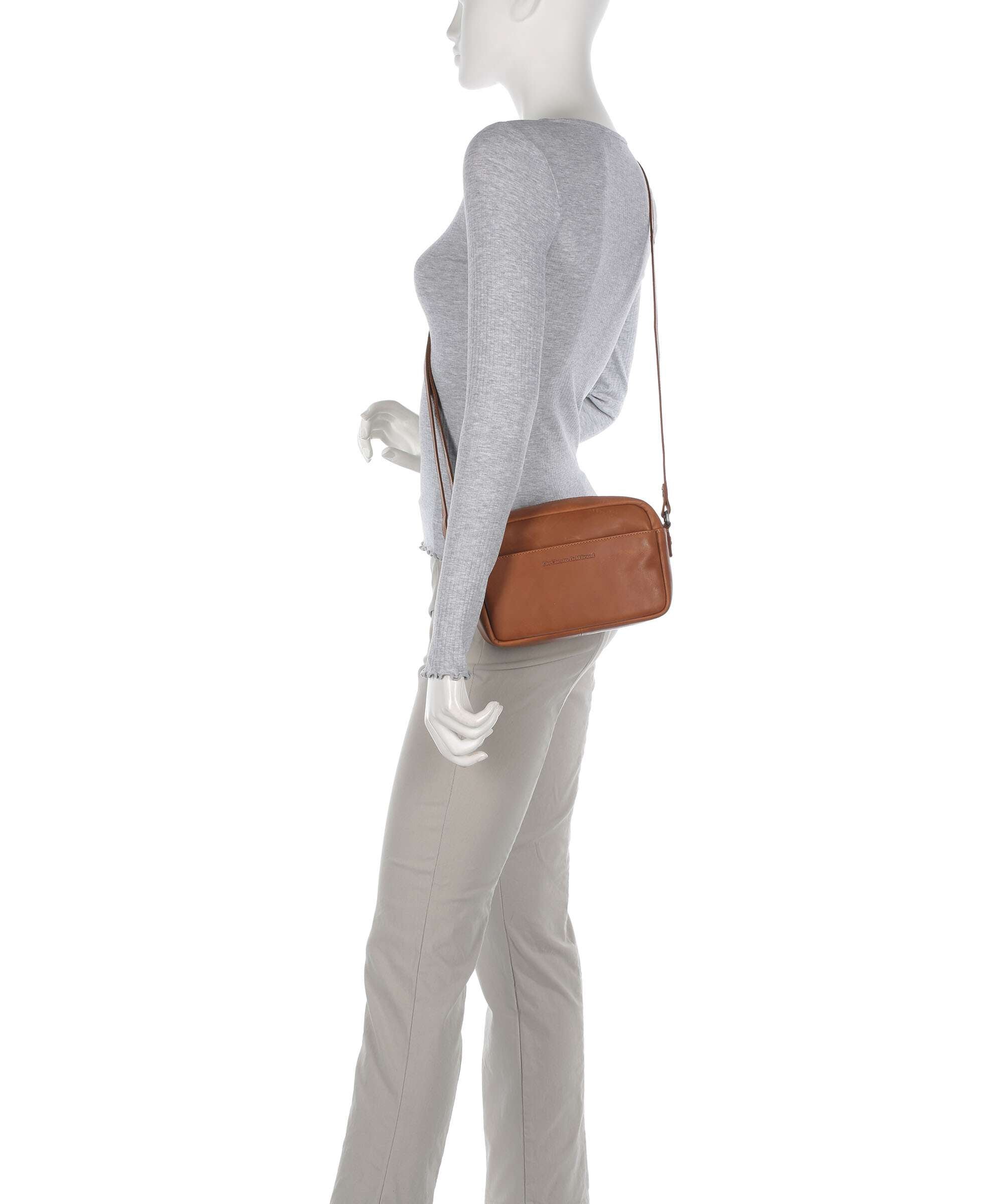 The Chesterfield Brand Wax Pull Up Cow Arona Crossbody bag cognac