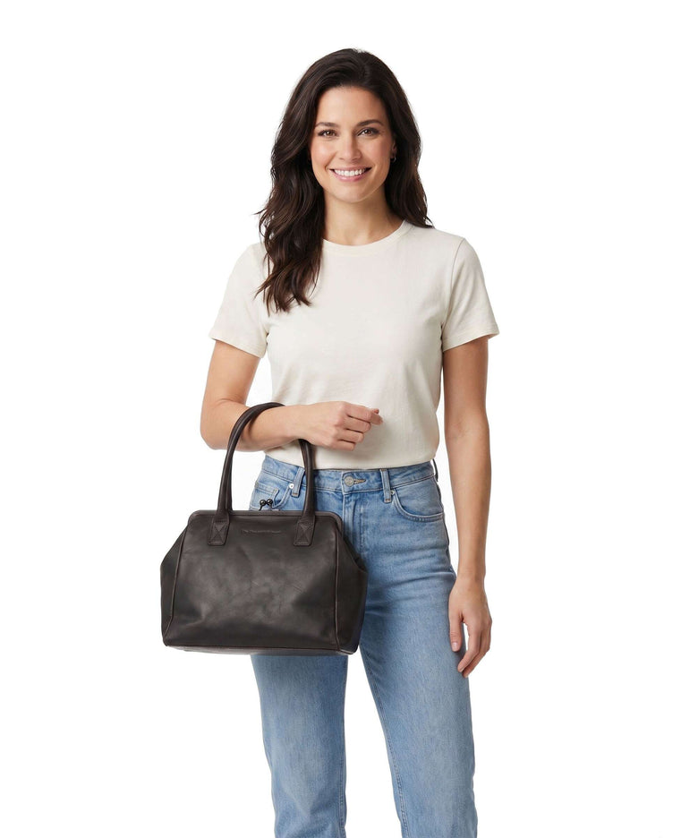 The Chesterfield Brand Wax Pull Up Cow Dorin Handbag brown