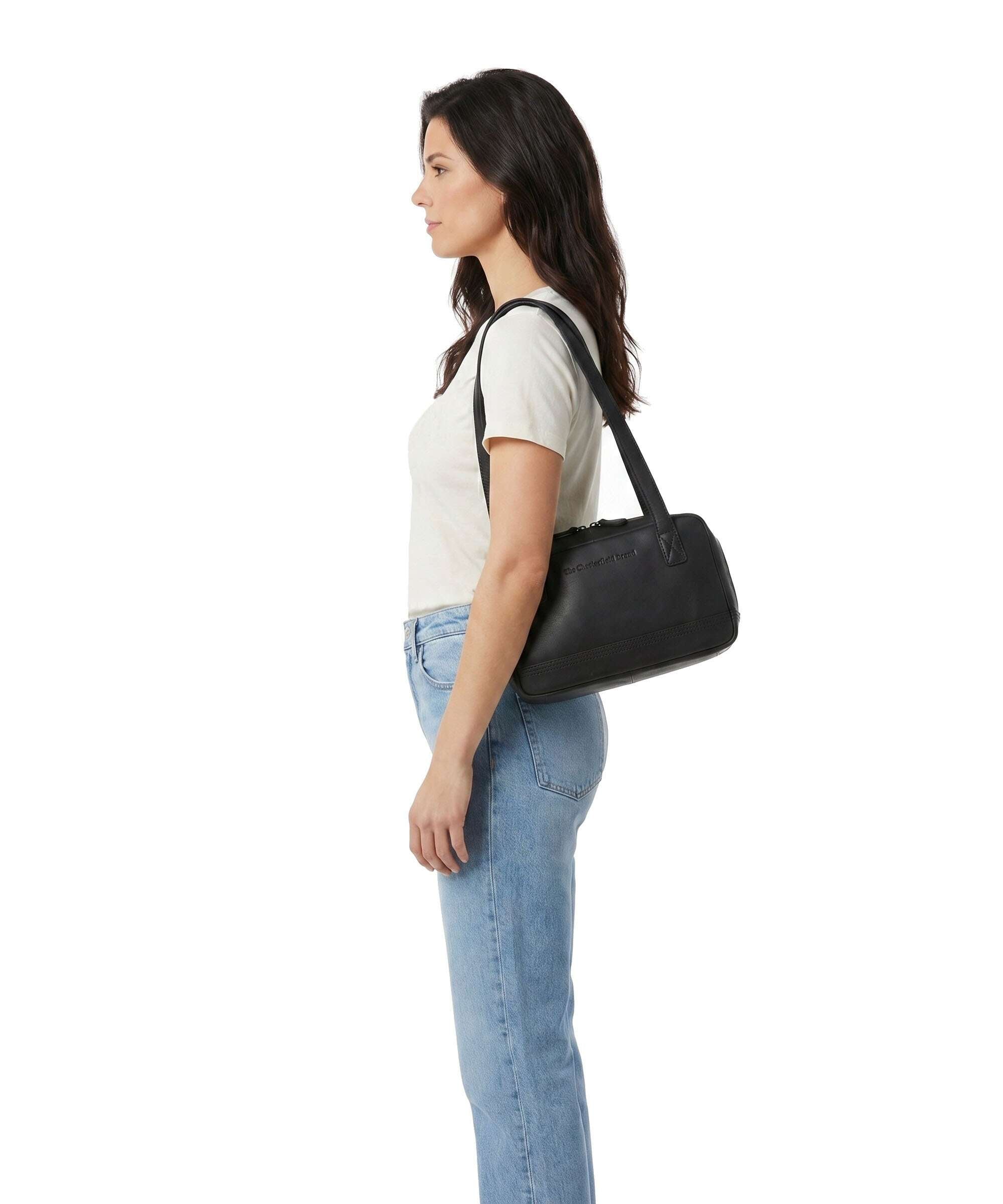 The Chesterfield Brand Wax Pull Up Cow Fenno Shoulder bag black