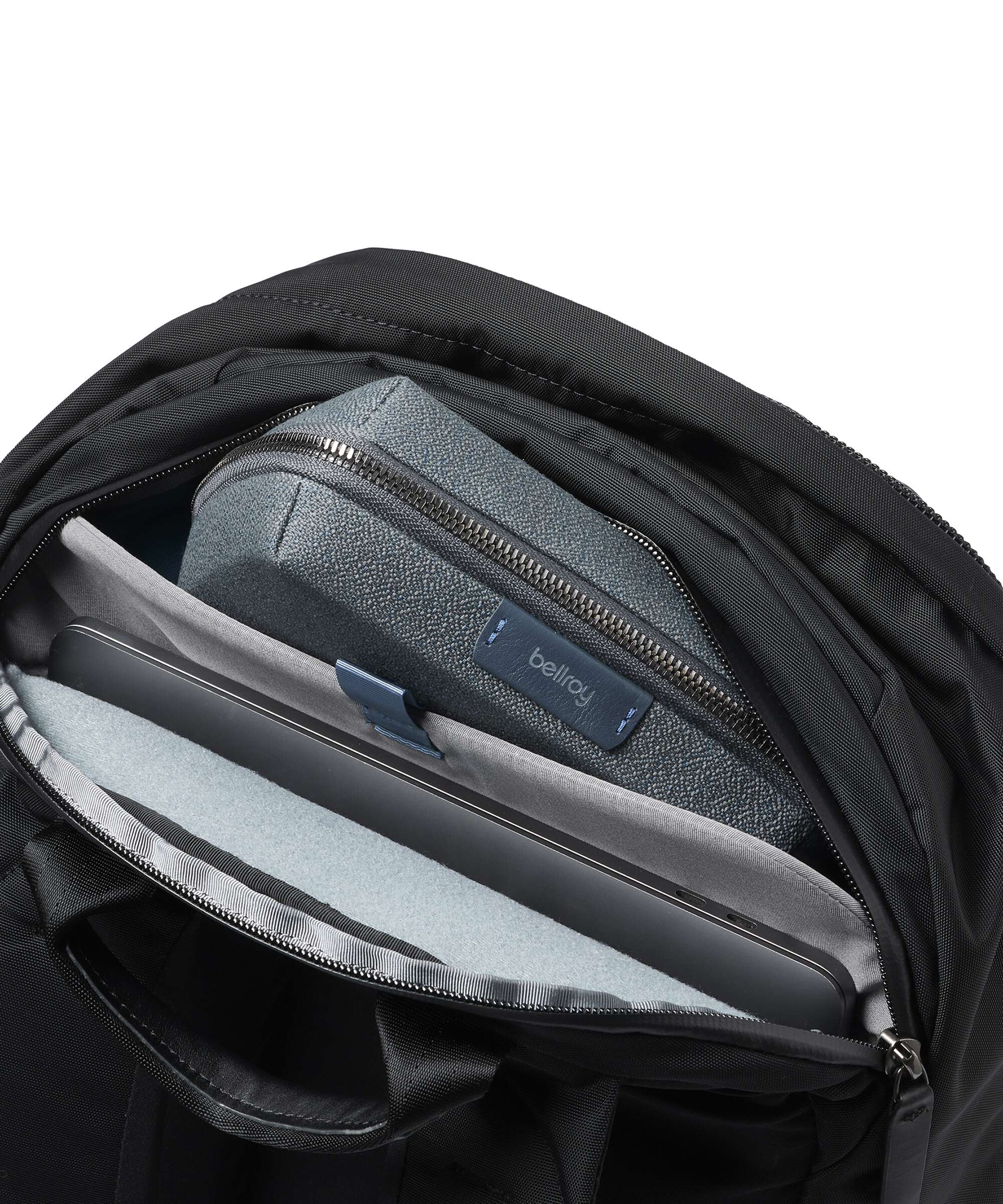 Bellroy Classic 24 Plus Backpack black