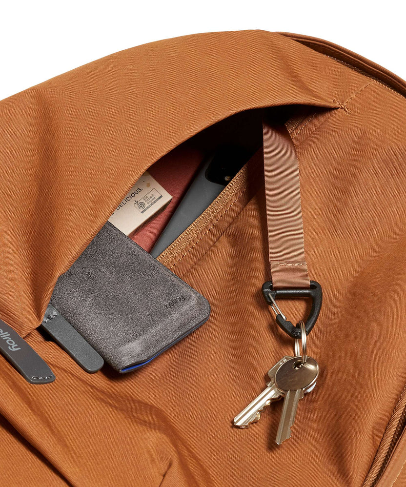Bellroy Classic 24L Plus Backpack bronze
