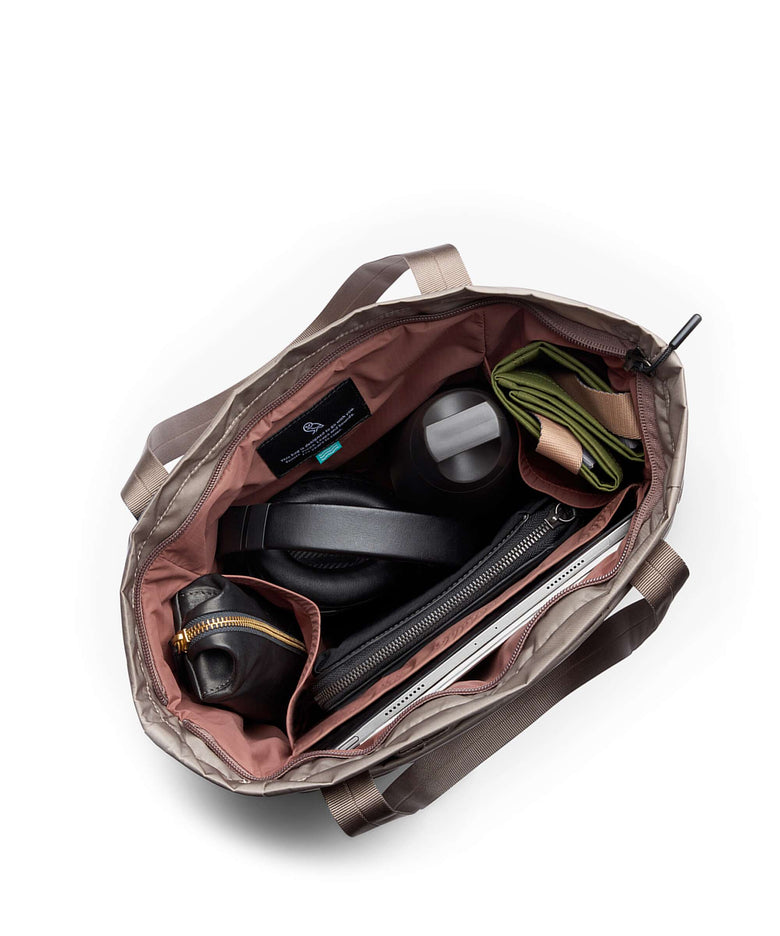 Bellroy Laneway 18 Backpack bag fawn
