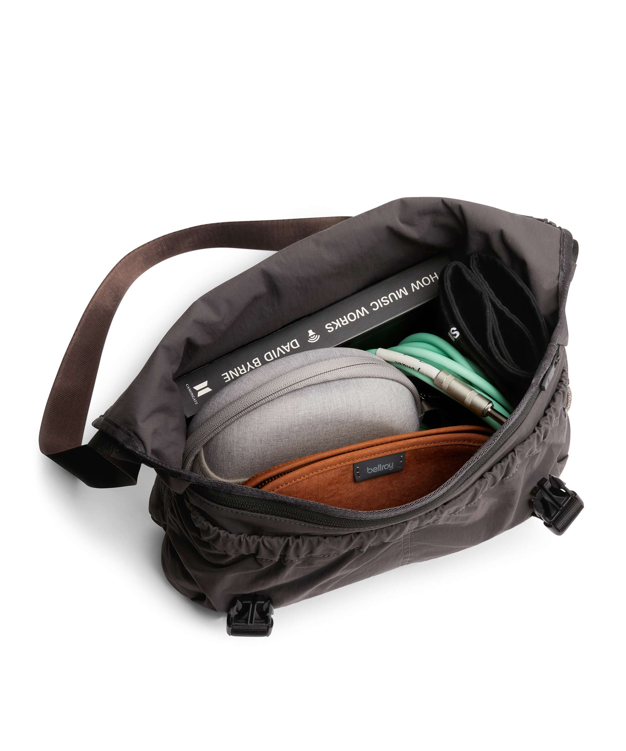Bellroy Cinch 12 Messenger bag charcoal