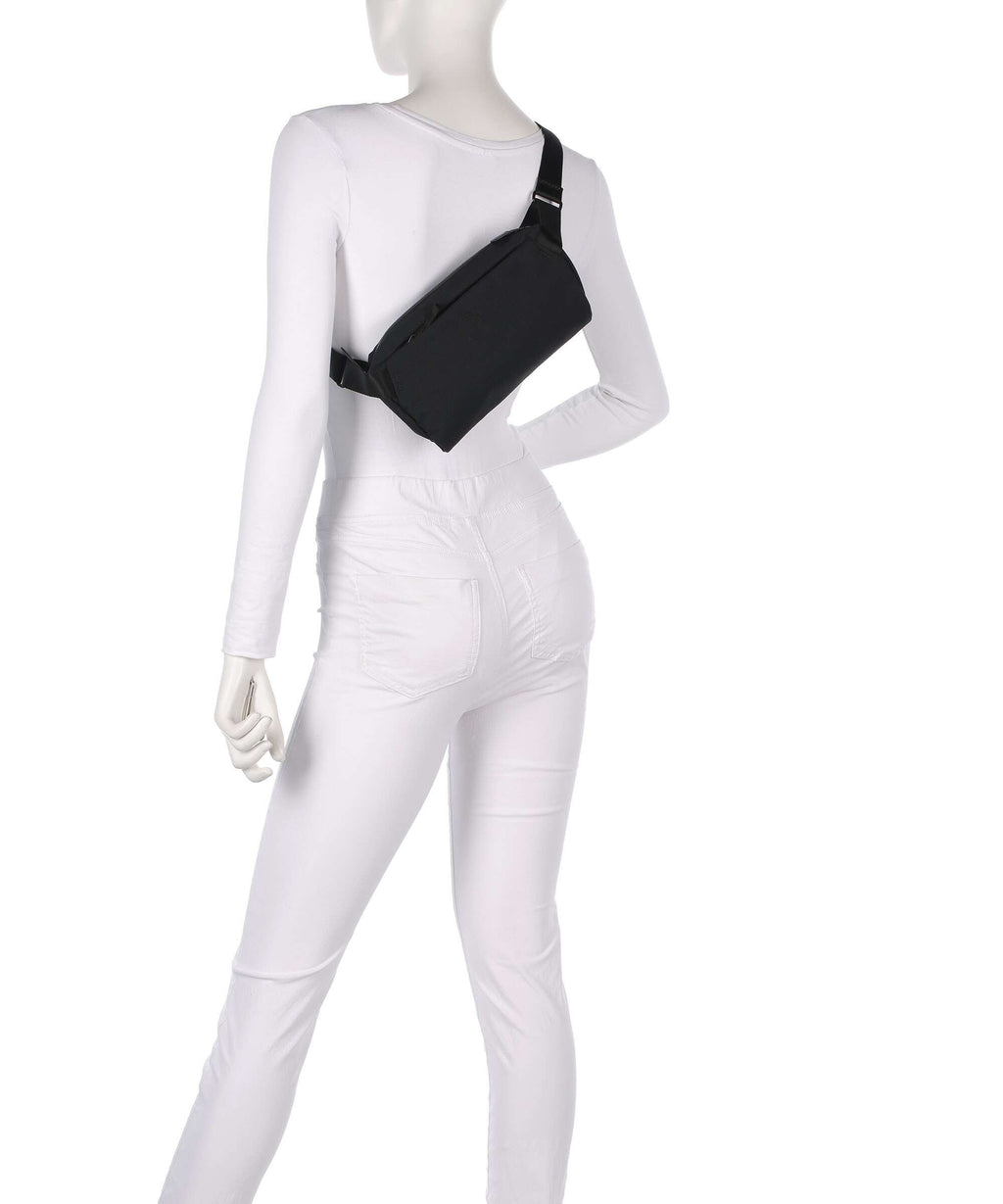 Bellroy Classic 3L Sling bag black