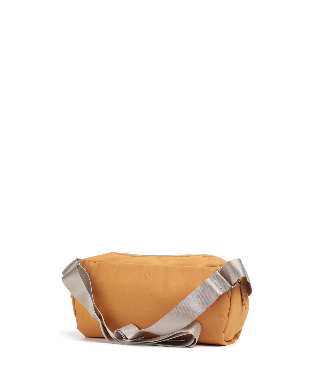 Bellroy Classic 7 Sling bag butterscotch